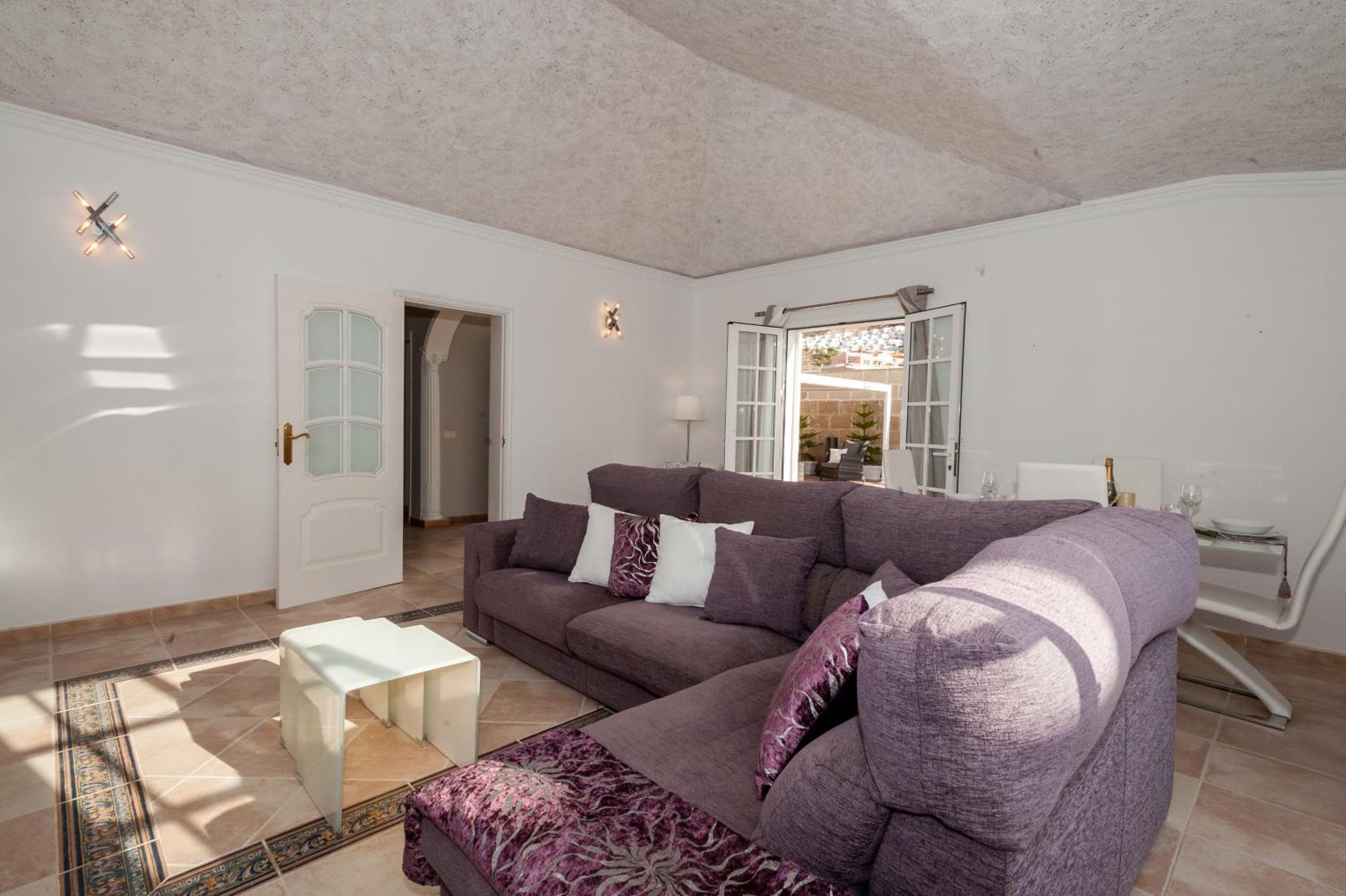 Villa Vanesa Luxury Private Villa With A Heated Pool, 4 Bedrooms And 4 Bathrooms Costa Adeje  Eksteriør bilde