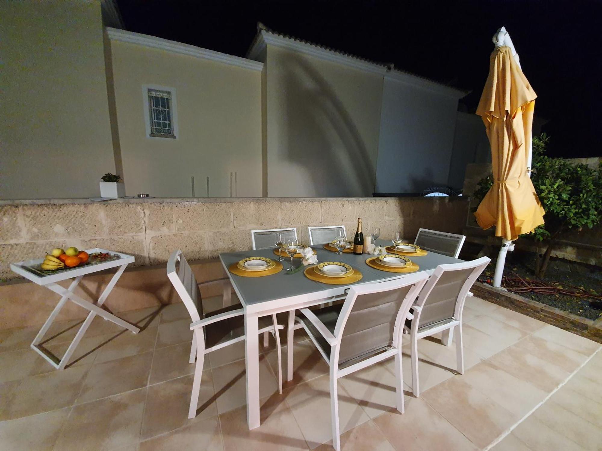 Villa Vanesa Luxury Private Villa With A Heated Pool, 4 Bedrooms And 4 Bathrooms Costa Adeje  Eksteriør bilde