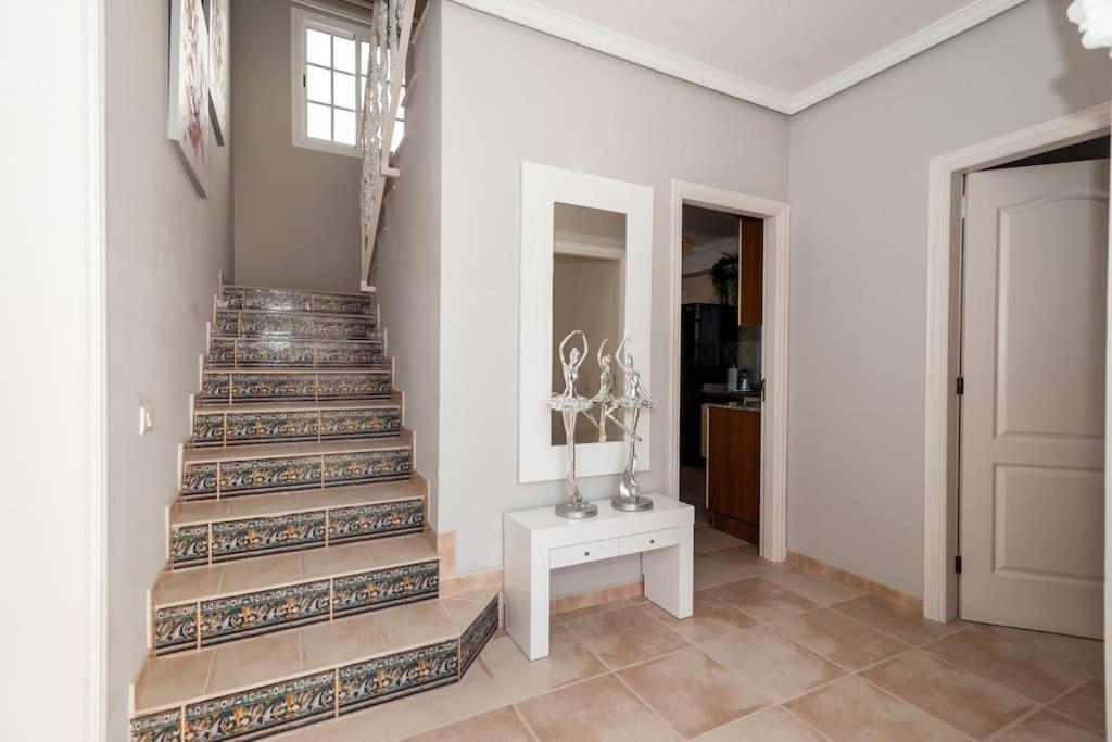 Villa Vanesa Luxury Private Villa With A Heated Pool, 4 Bedrooms And 4 Bathrooms Costa Adeje  Eksteriør bilde